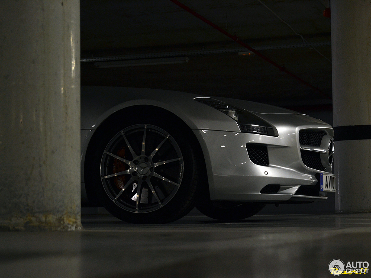 Mercedes-Benz SLS AMG