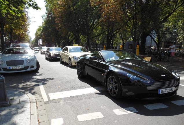 Aston Martin V8 Vantage Roadster