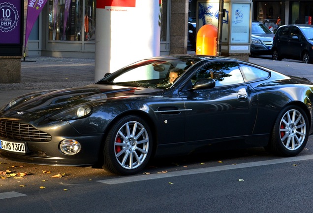 Aston Martin Vanquish S