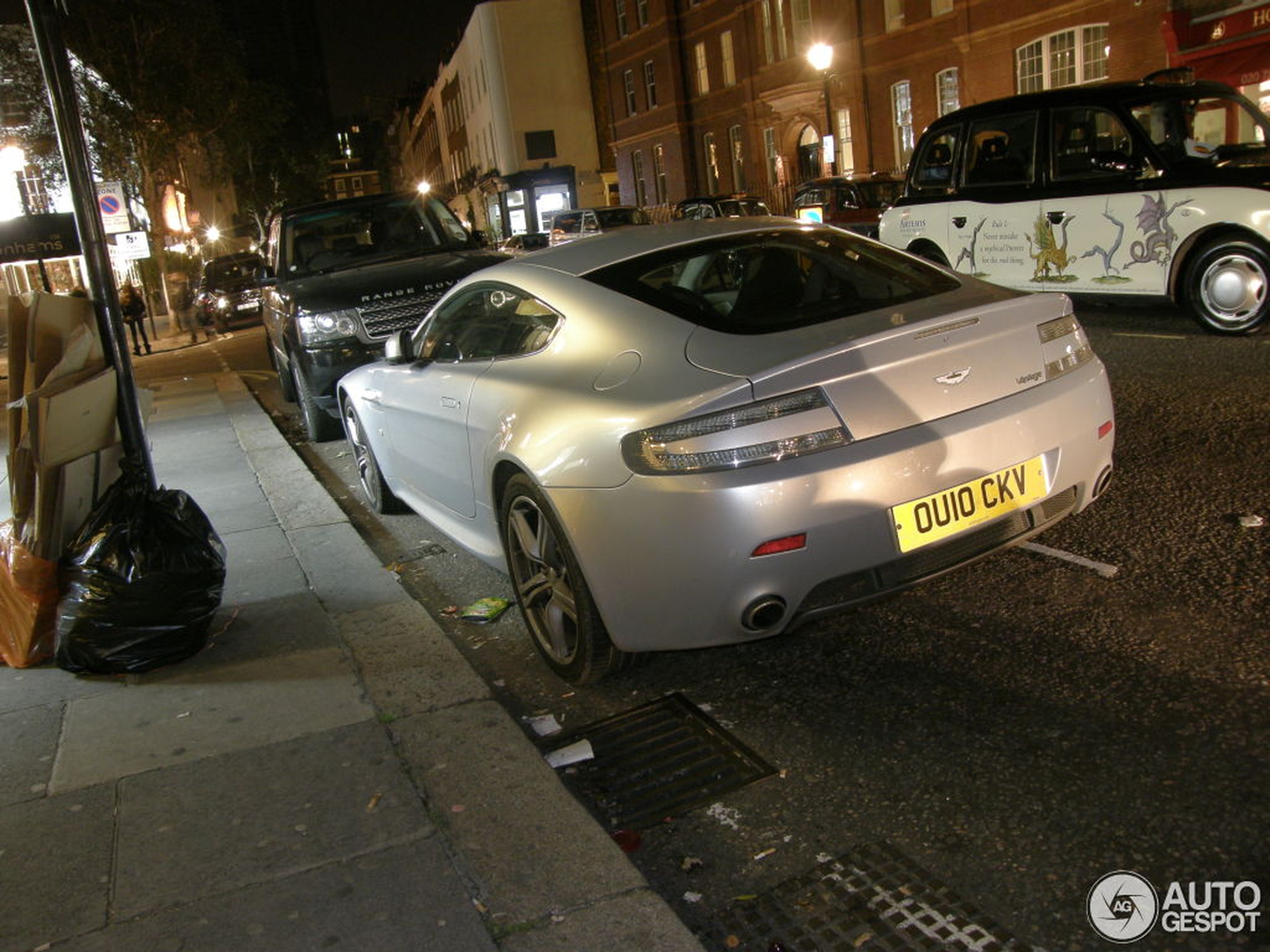 Aston Martin V8 Vantage