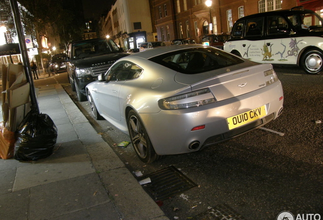 Aston Martin V8 Vantage