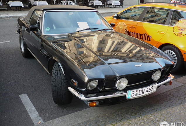 Aston Martin V8 Volante Series 2 / EFI