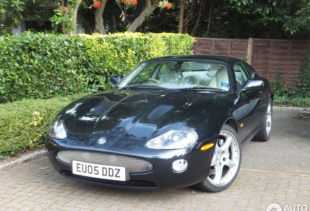 Jaguar XKR