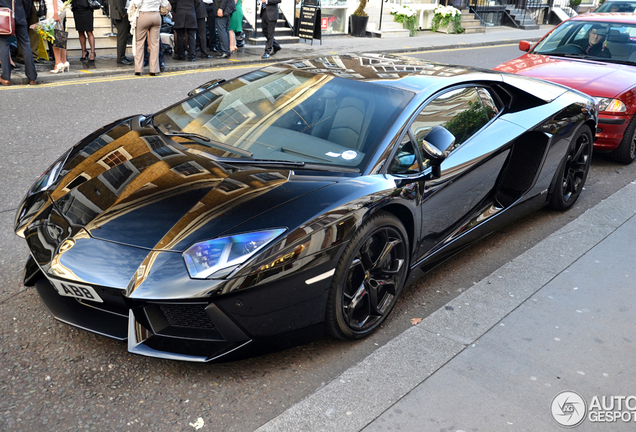 Lamborghini Aventador LP700-4