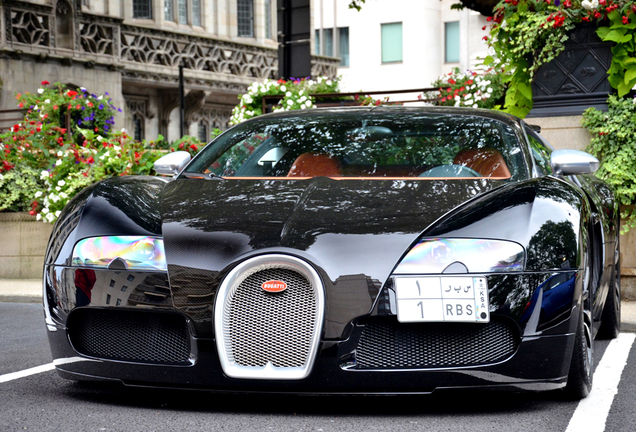 Bugatti Veyron 16.4 Sang Noir