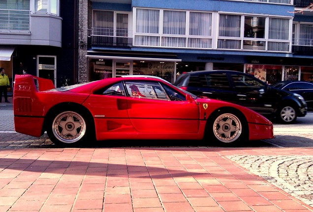 Ferrari F40