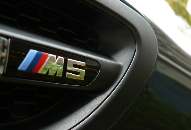 BMW M5 F10 2011