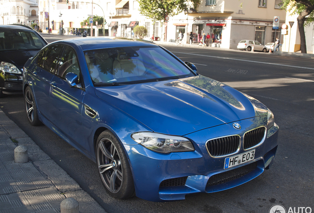 BMW M5 F10 2011