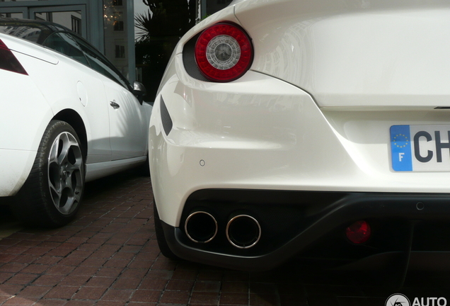 Ferrari FF