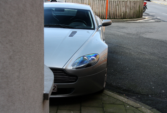 Aston Martin V8 Vantage