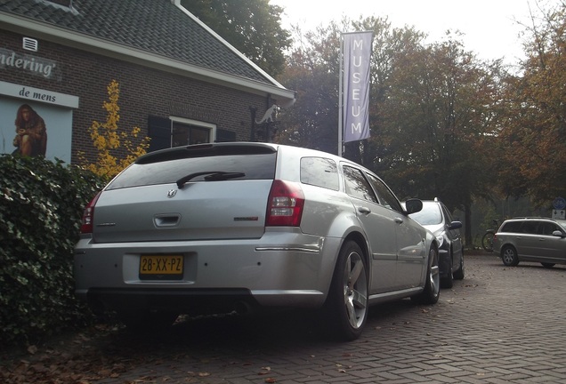 Dodge Magnum SRT-8