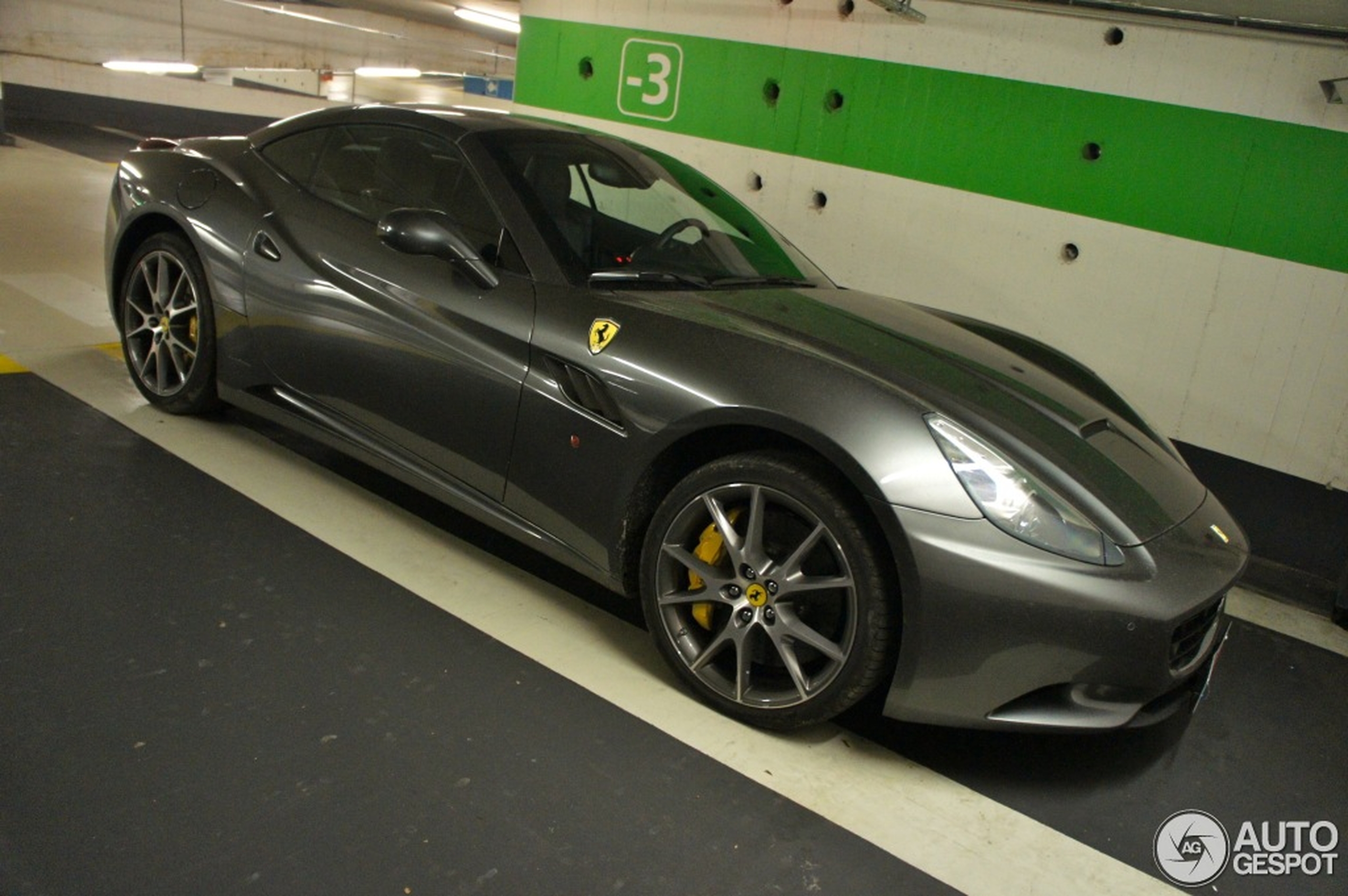 Ferrari California