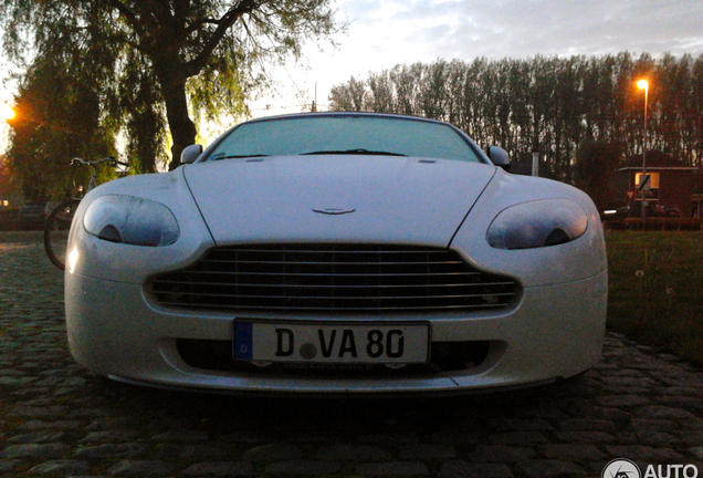 Aston Martin V8 Vantage Roadster