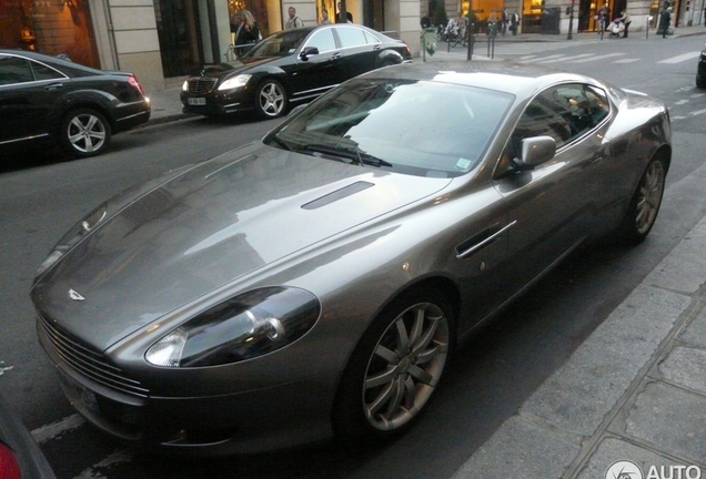 Aston Martin DB9