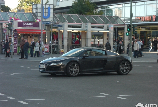 Audi R8 V10