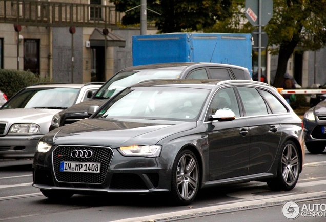 Audi RS4 Avant B8