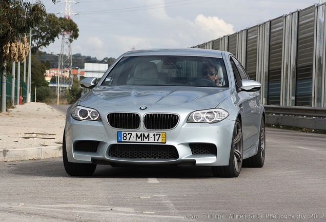 BMW M5 F10 2011