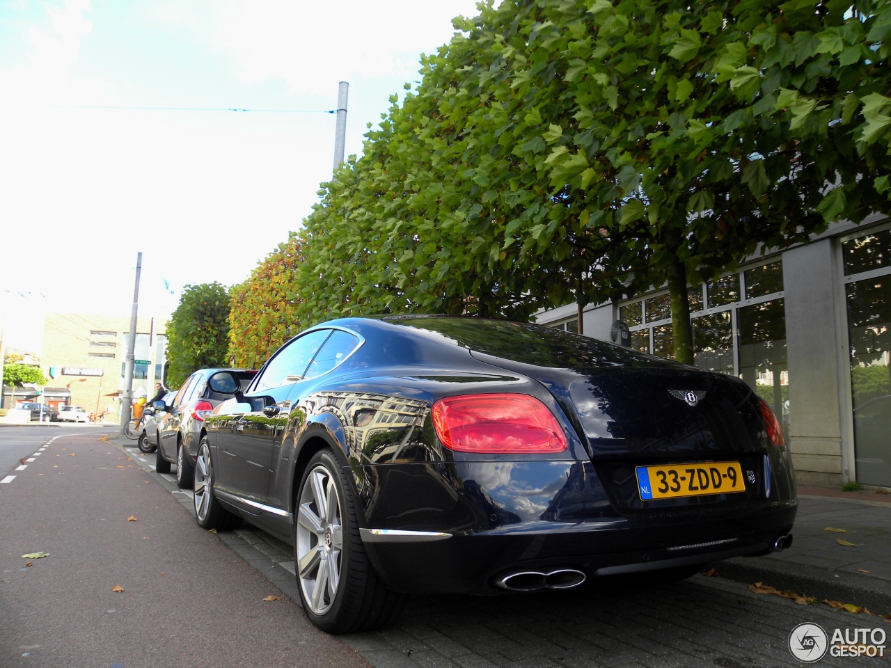 Bentley Continental GT V8