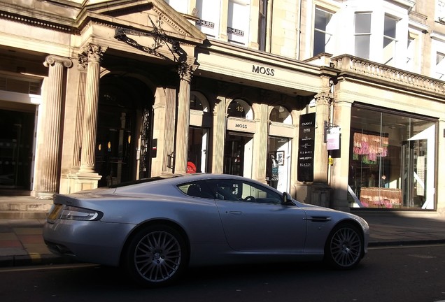 Aston Martin DB9