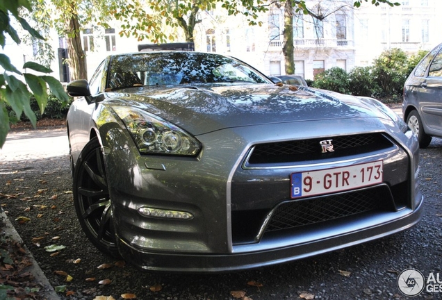 Nissan GT-R 2011