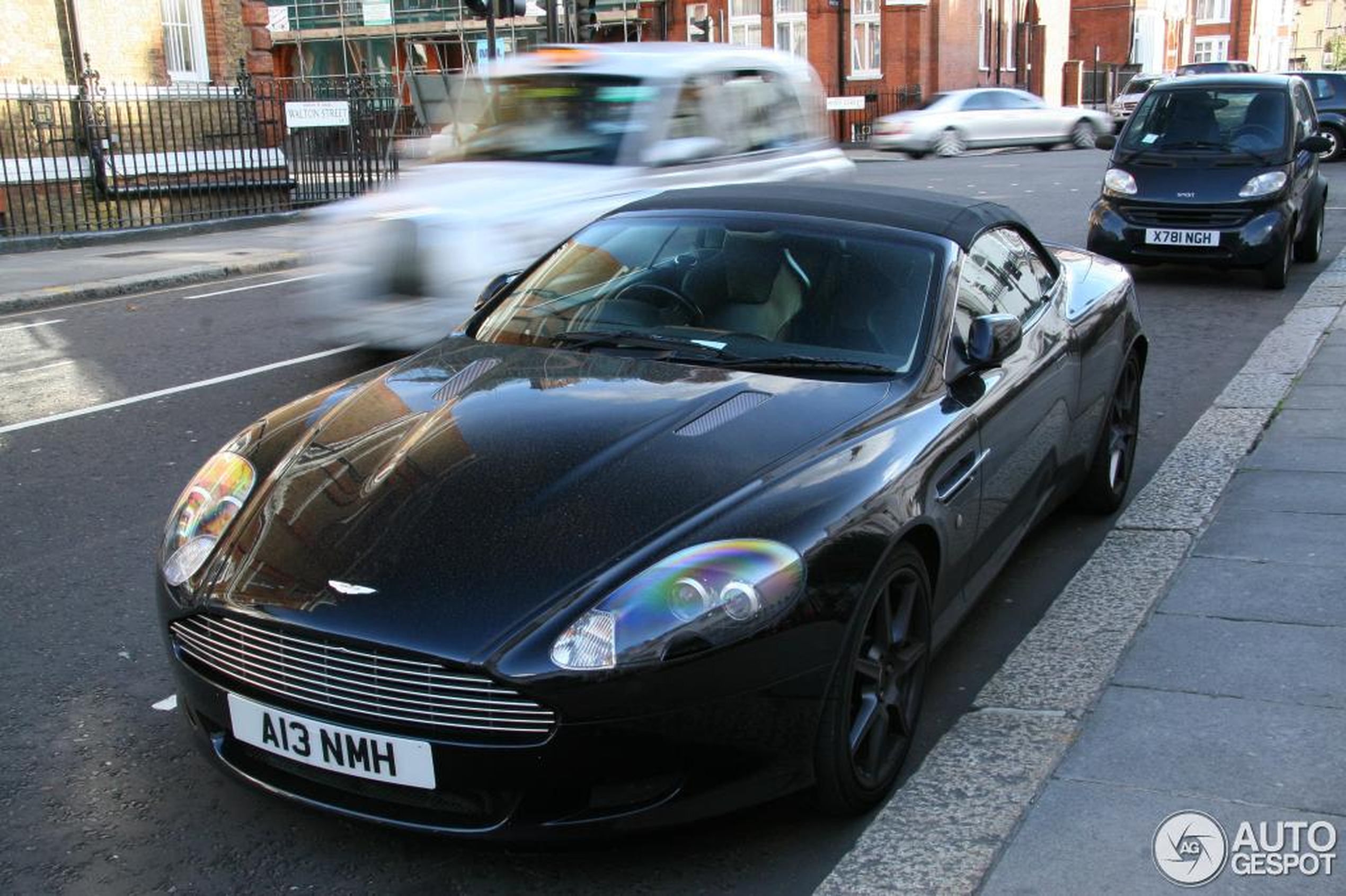 Aston Martin DB9 Volante