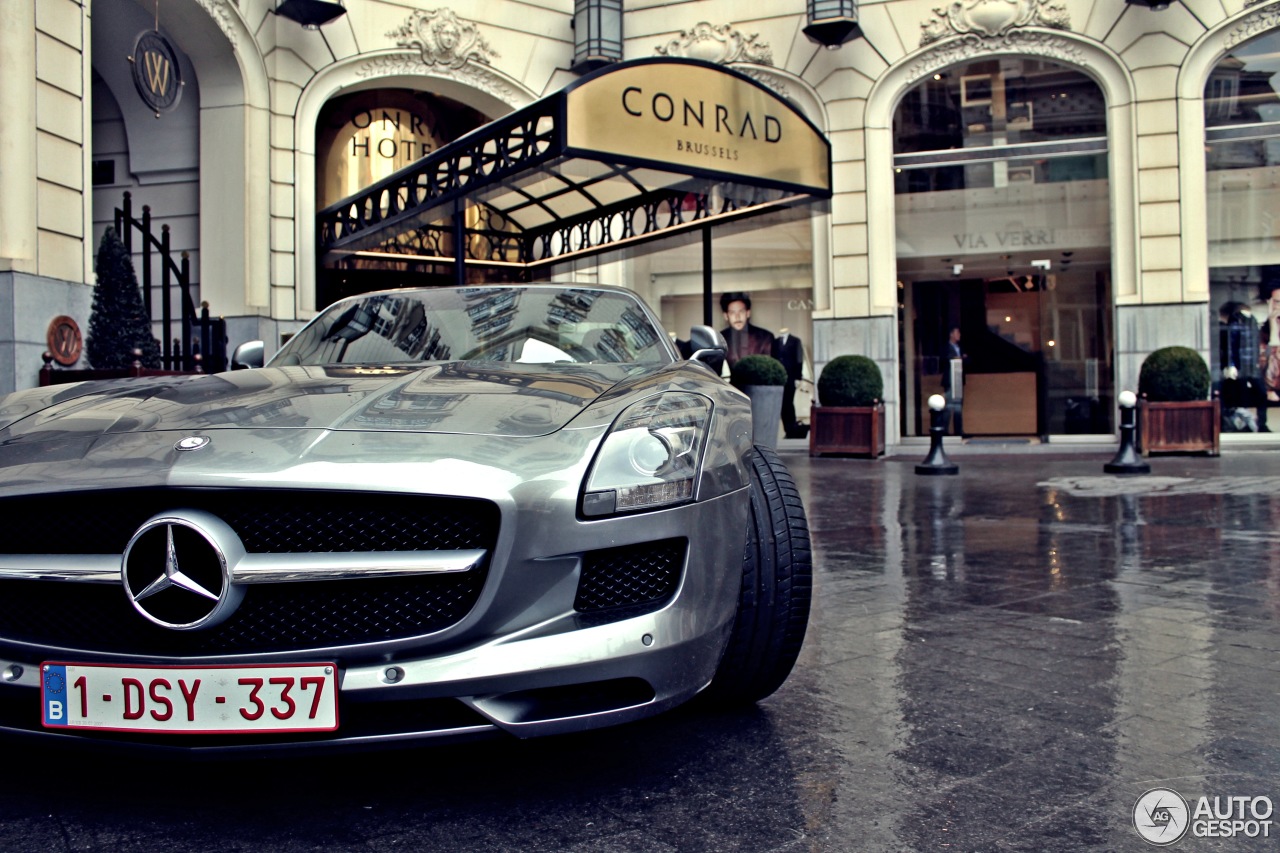 Mercedes-Benz SLS AMG