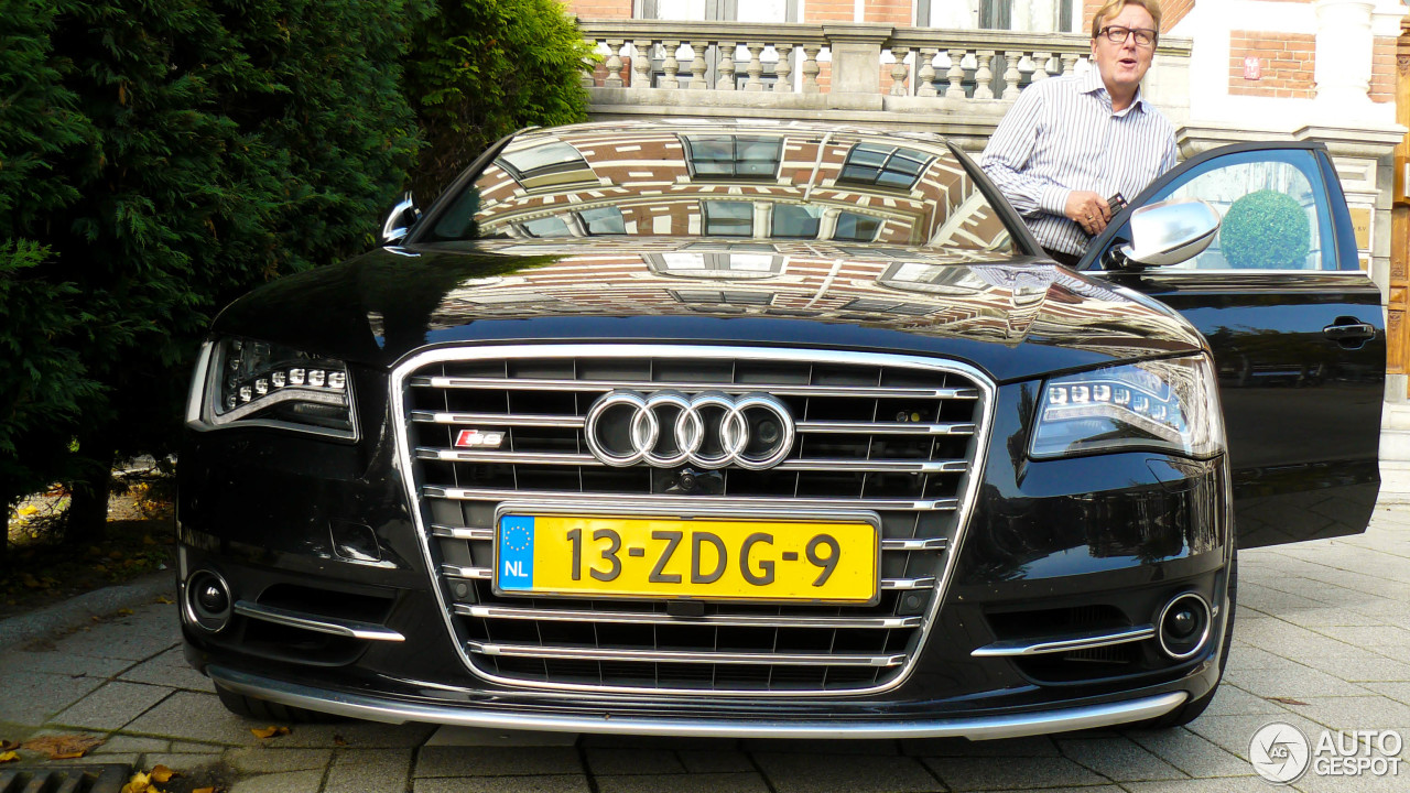 Audi S8 D4