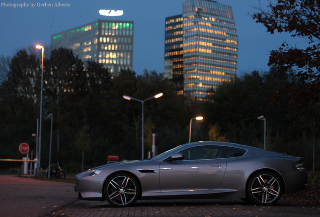 Aston Martin Virage 2011