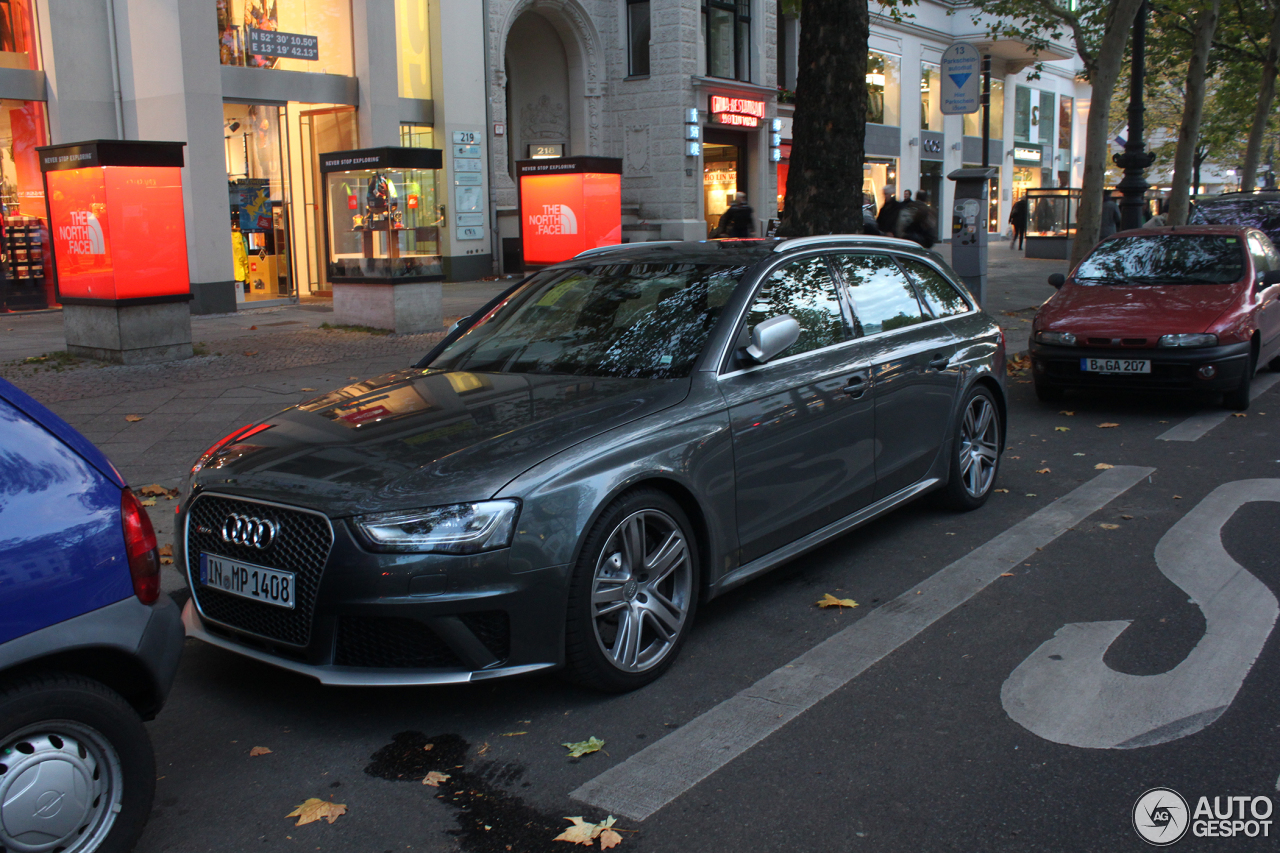 Audi RS4 Avant B8