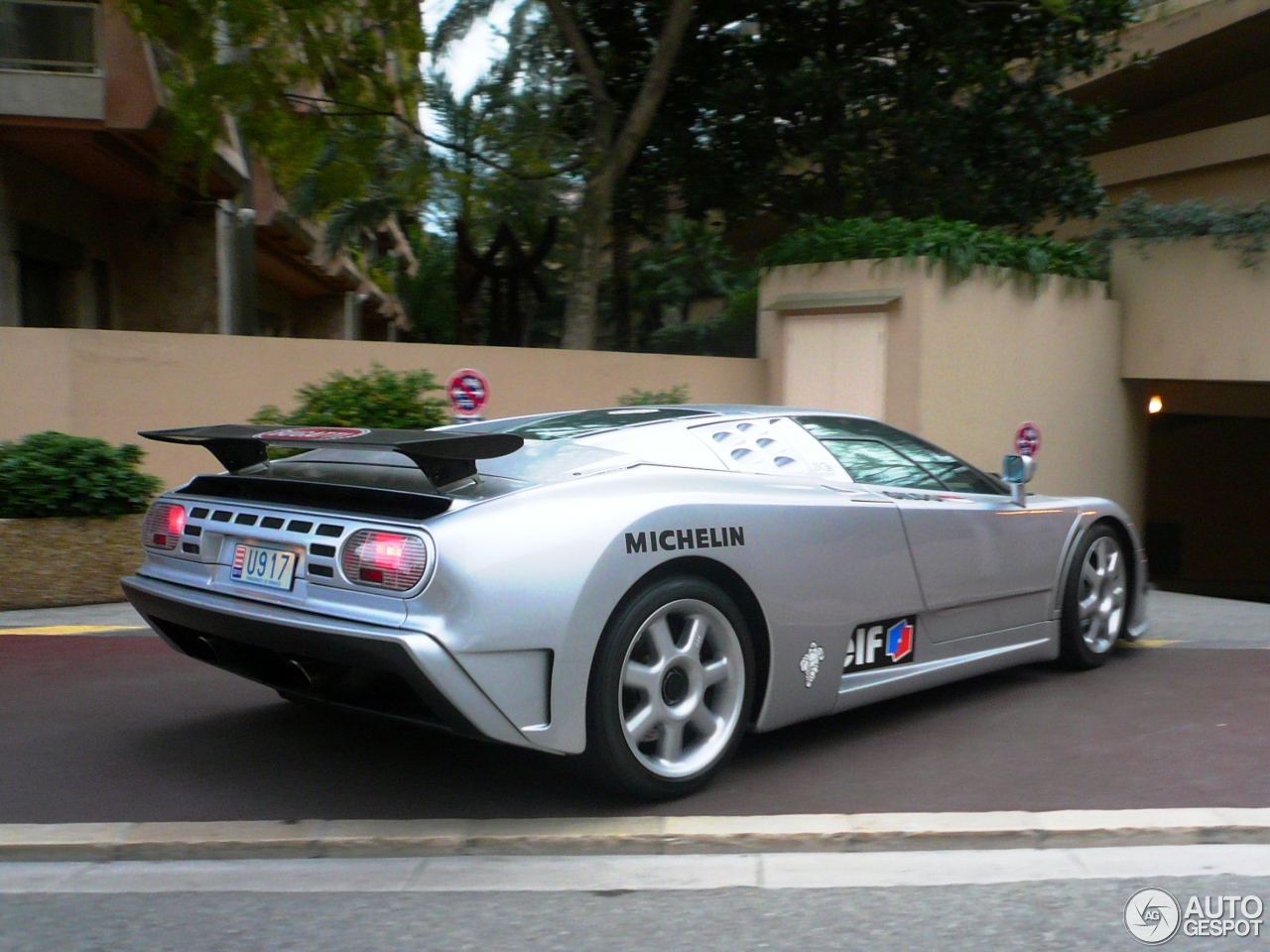 Bugatti EB110 SS