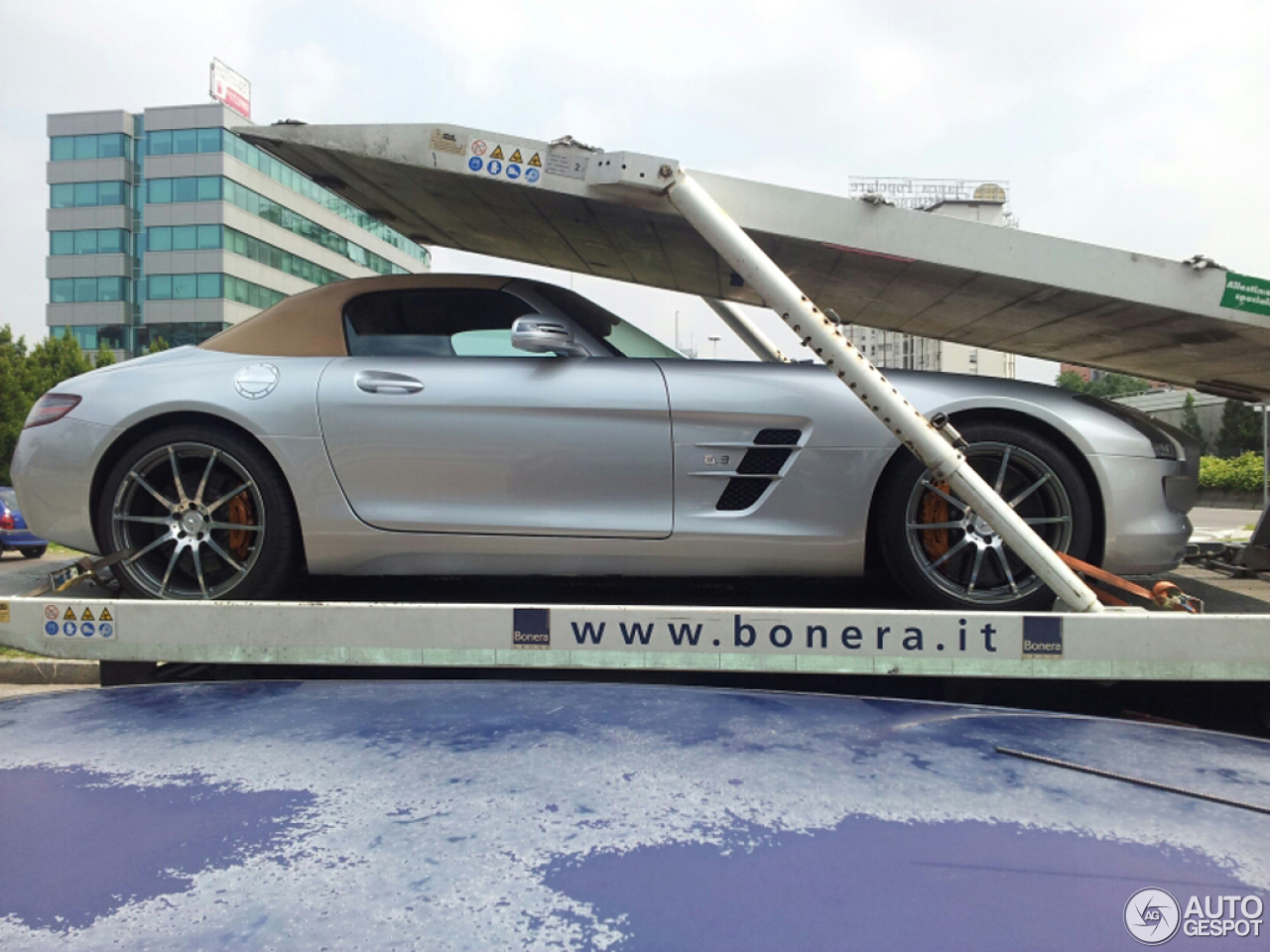 Mercedes-Benz SLS AMG Roadster