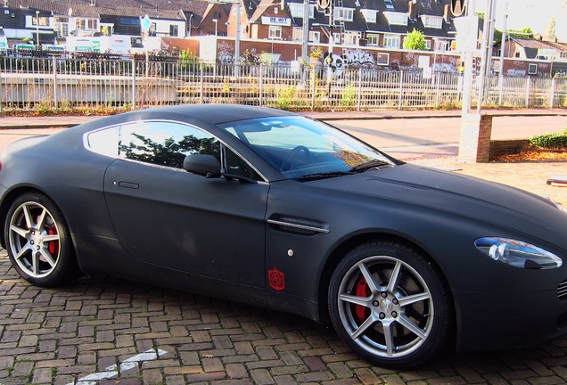 Aston Martin V8 Vantage