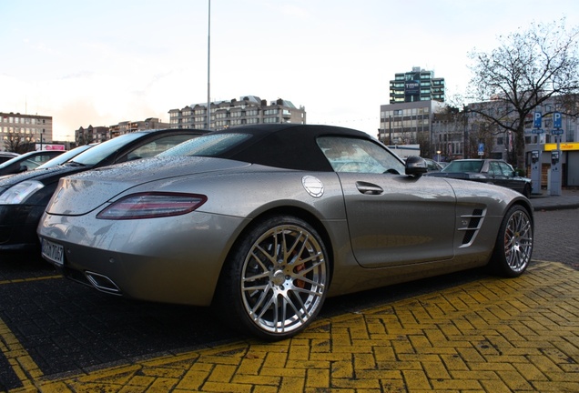 Mercedes-Benz SLS AMG Roadster