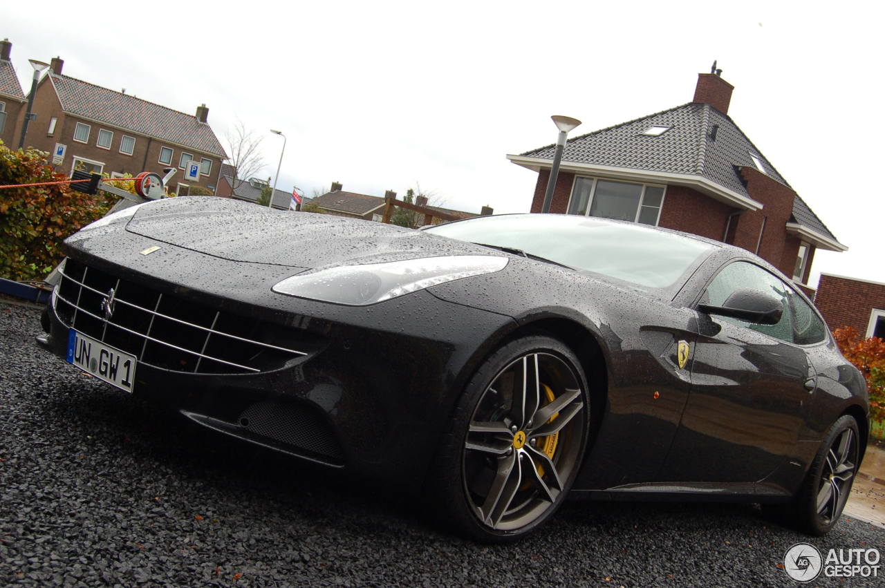 Ferrari FF