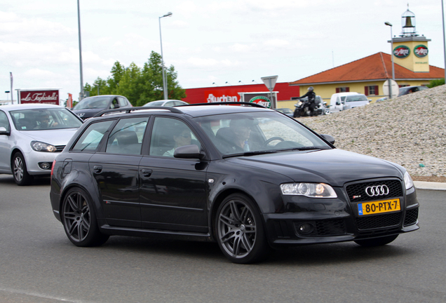 Audi RS4 Avant B7