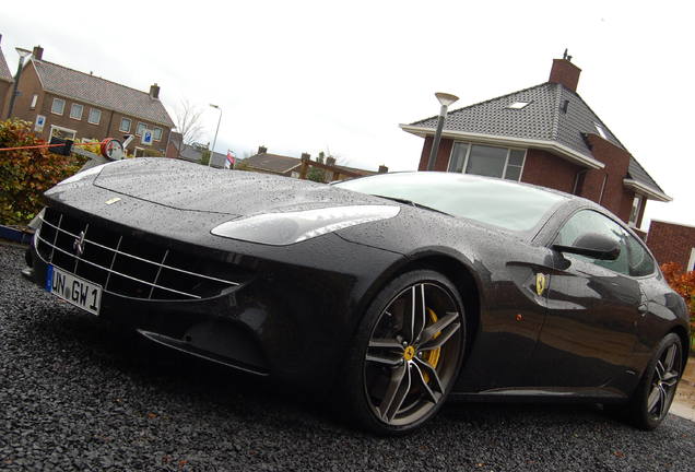 Ferrari FF