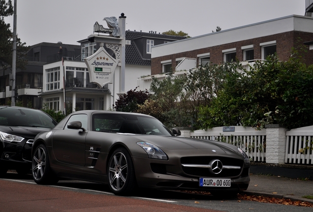 Mercedes-Benz SLS AMG