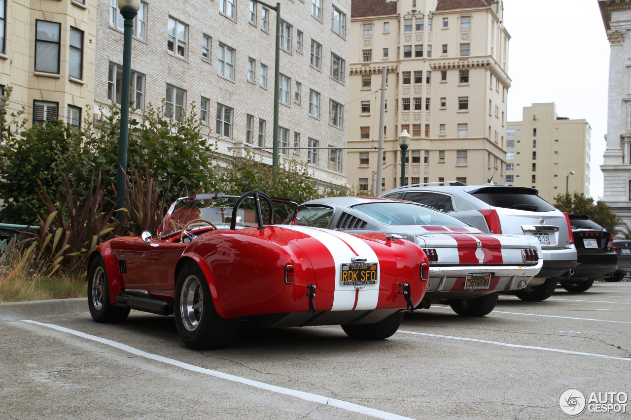 AC Cobra Superformance 427