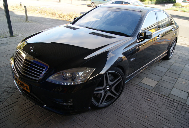 Mercedes-Benz S 63 AMG W221 2010