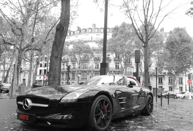 Mercedes-Benz SLS AMG Roadster