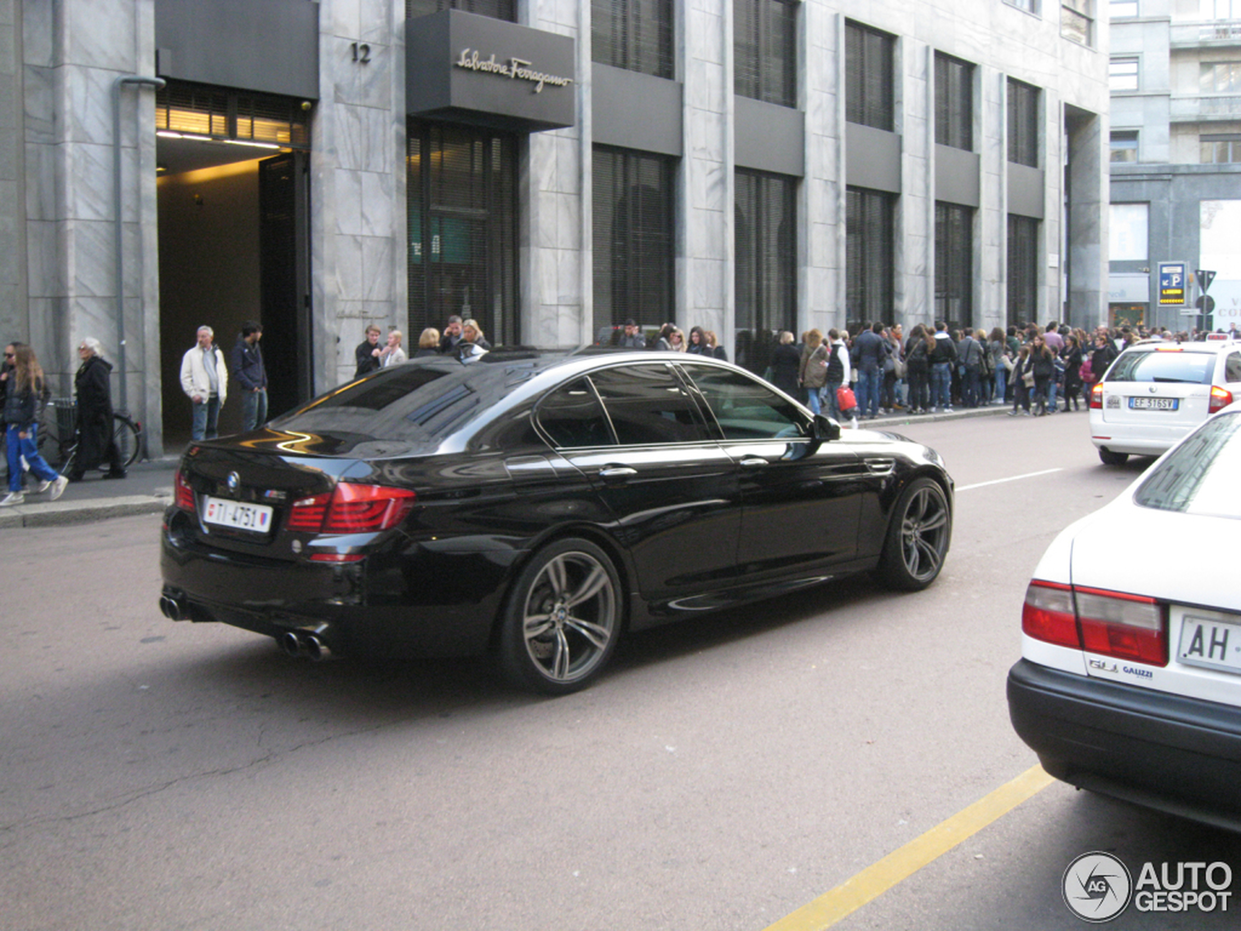 BMW M5 F10 2011