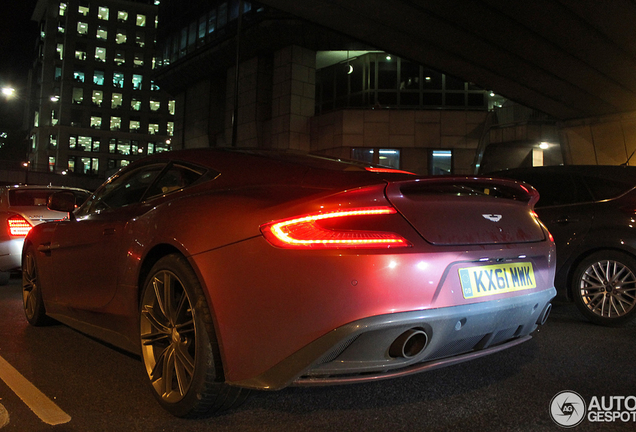 Aston Martin Vanquish 2013