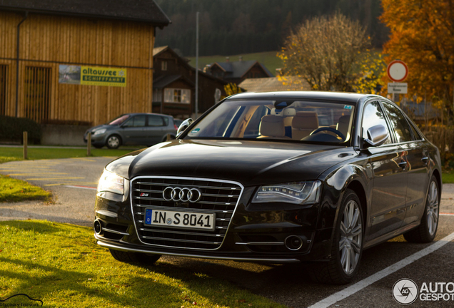 Audi S8 D4