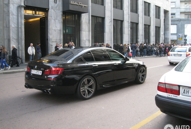 BMW M5 F10 2011