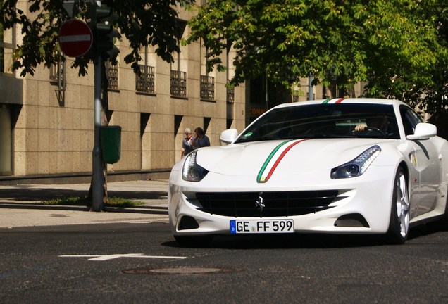 Ferrari FF