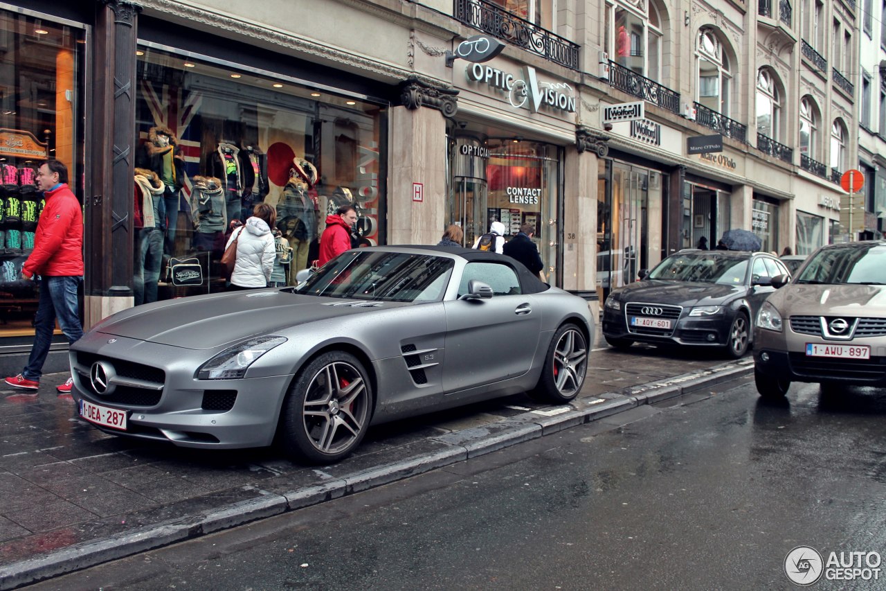 Mercedes-Benz SLS AMG Roadster