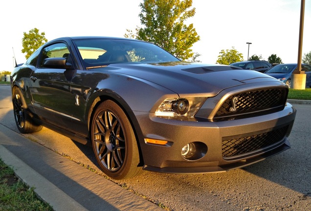 Ford Mustang Shelby GT500 2010