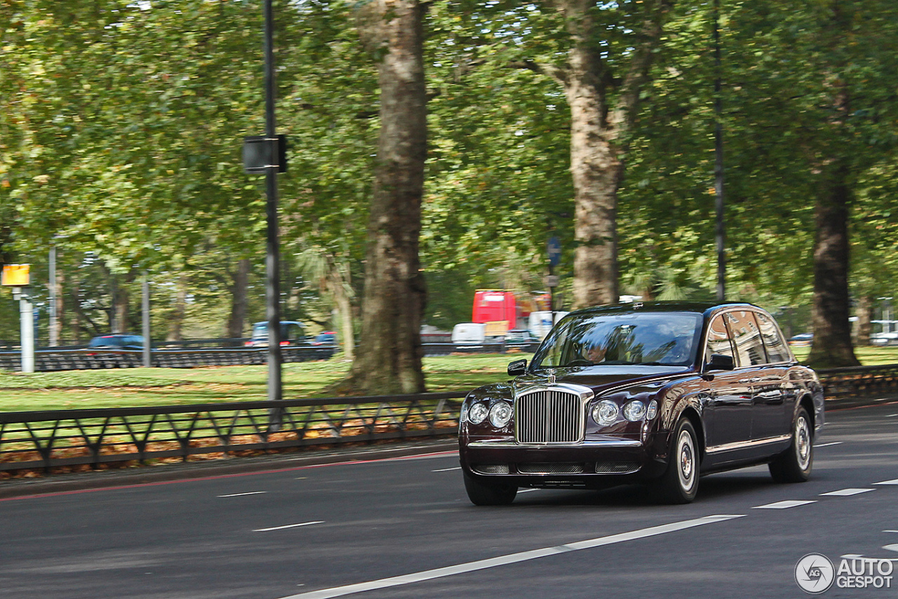 Bentley State Limousine