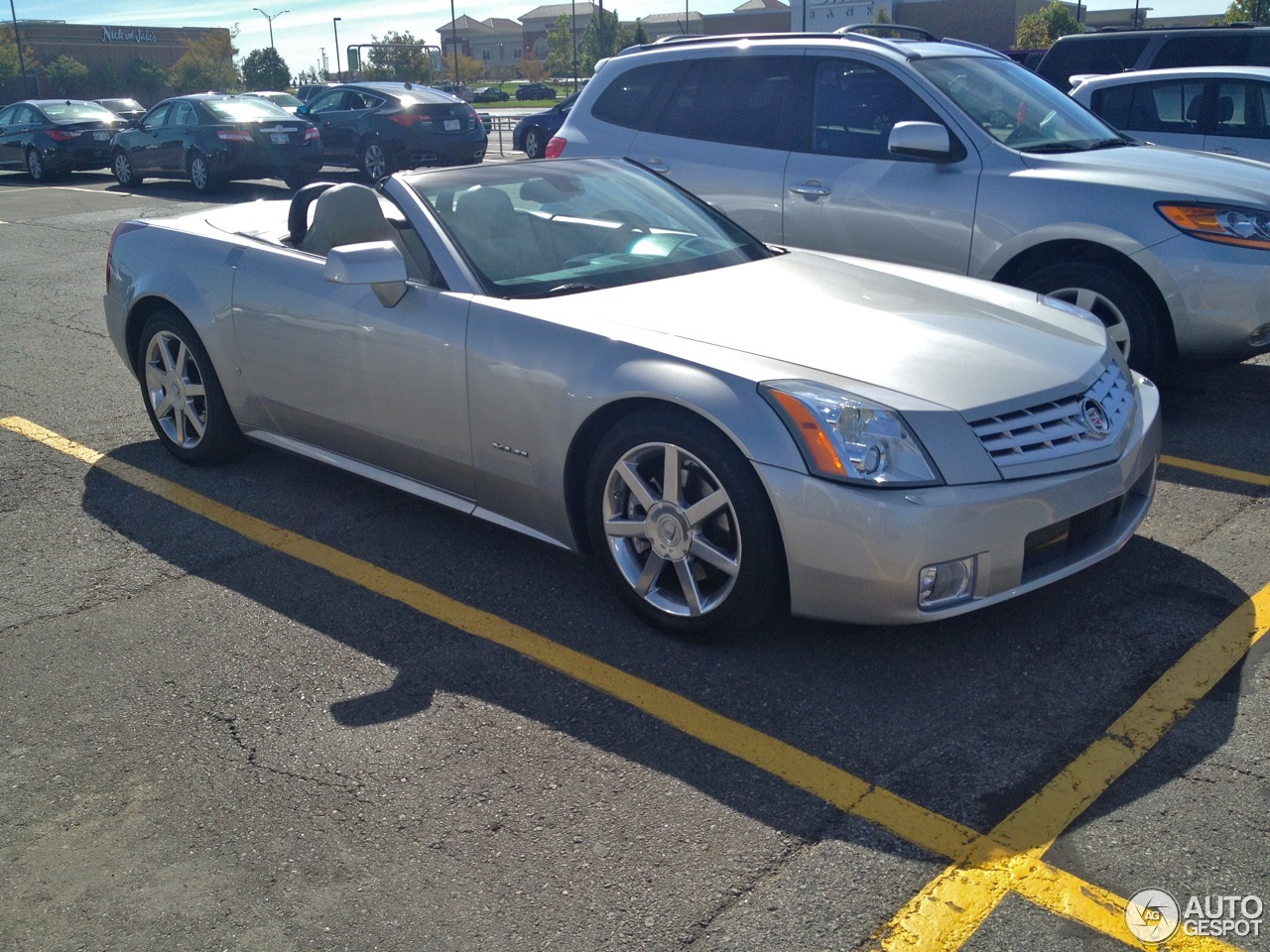 Cadillac XLR