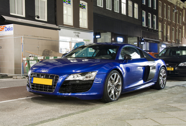 Audi R8 V10